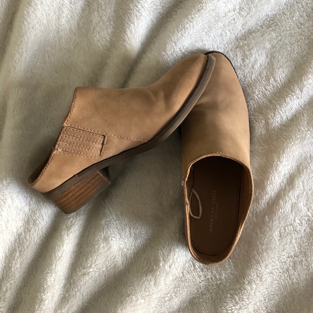 American Eagle shoes
